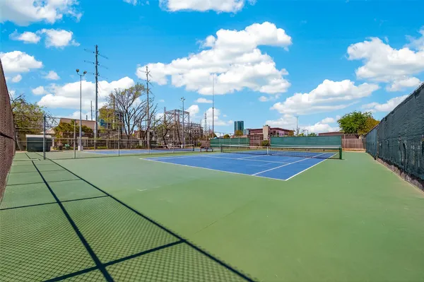 $1,550 | 1404 Welch Street, Unit 8, Houston, TX 77006