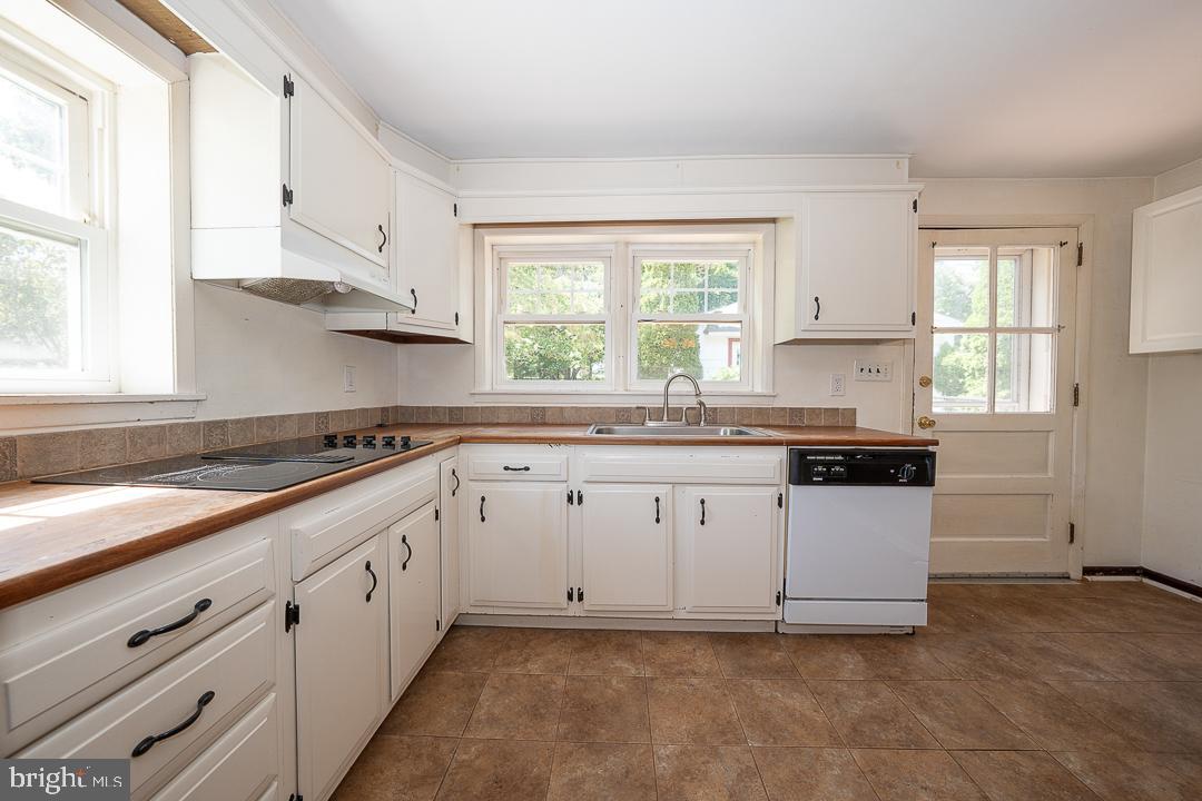12 Beryl Road Paoli, PA 19301 - Photo 15 of 42