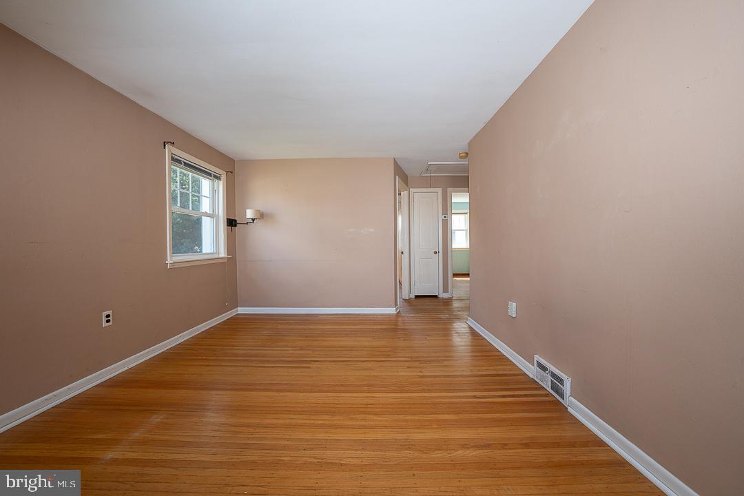 12 Beryl Road Paoli, PA 19301 - Photo 6 of 42