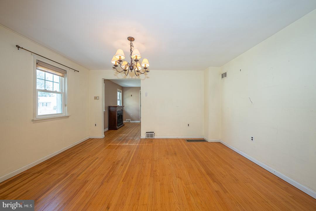 12 Beryl Road Paoli, PA 19301 - Photo 10 of 42