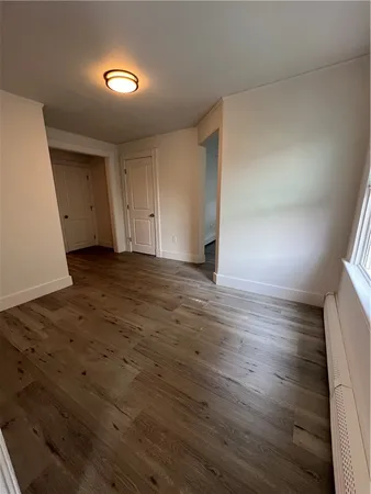 $2,100 | 38 Rhode Island Avenue, Unit 5, Newport, RI 02840