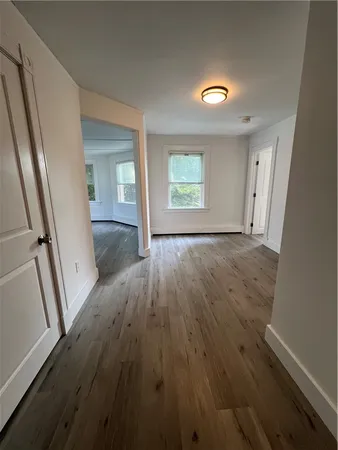 $2,100 | 38 Rhode Island Avenue, Unit 5, Newport, RI 02840