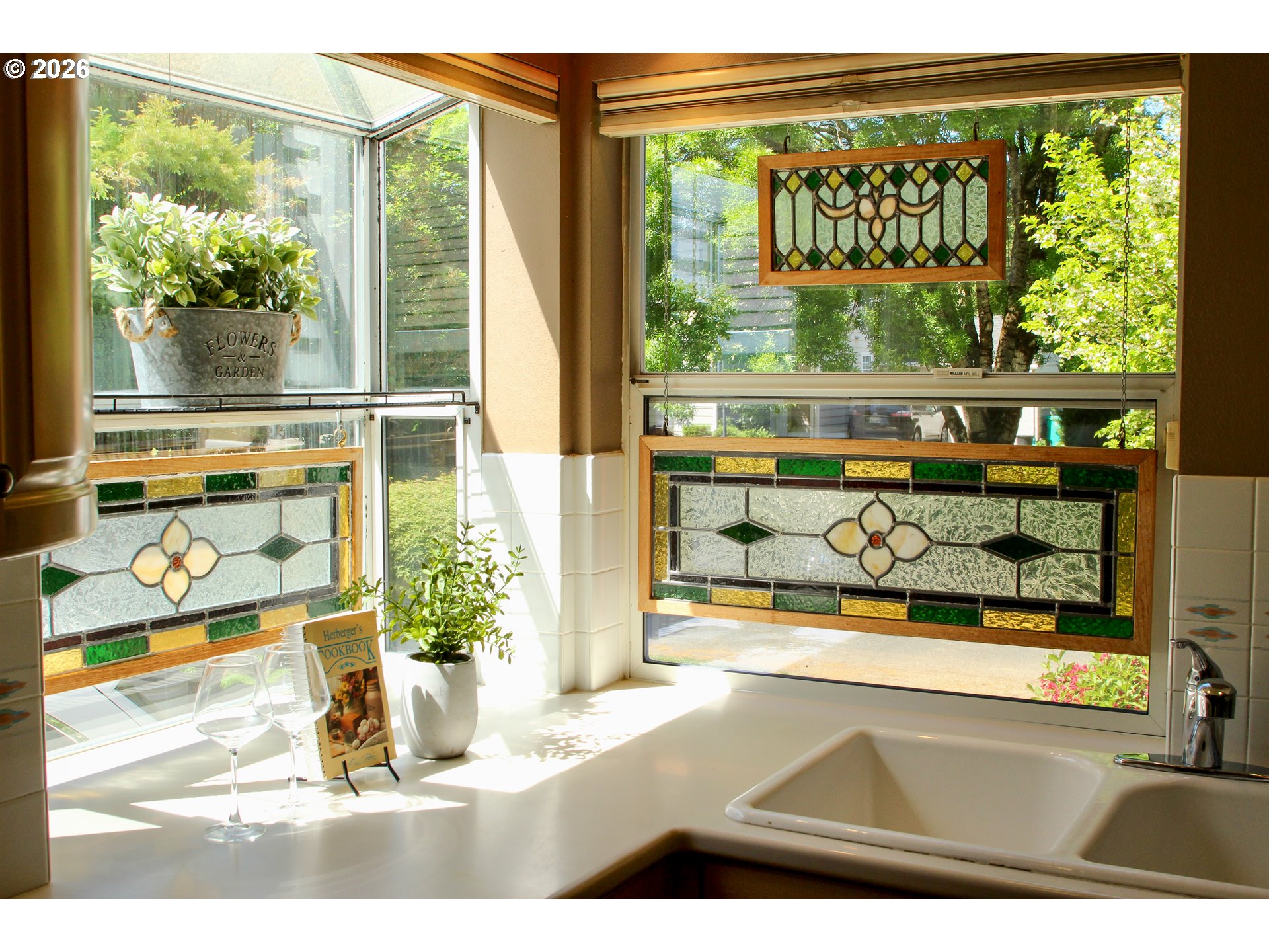 4446 Northeast Irving Street Portland, OR 97213 - Photo 8 of 31 Kitchen