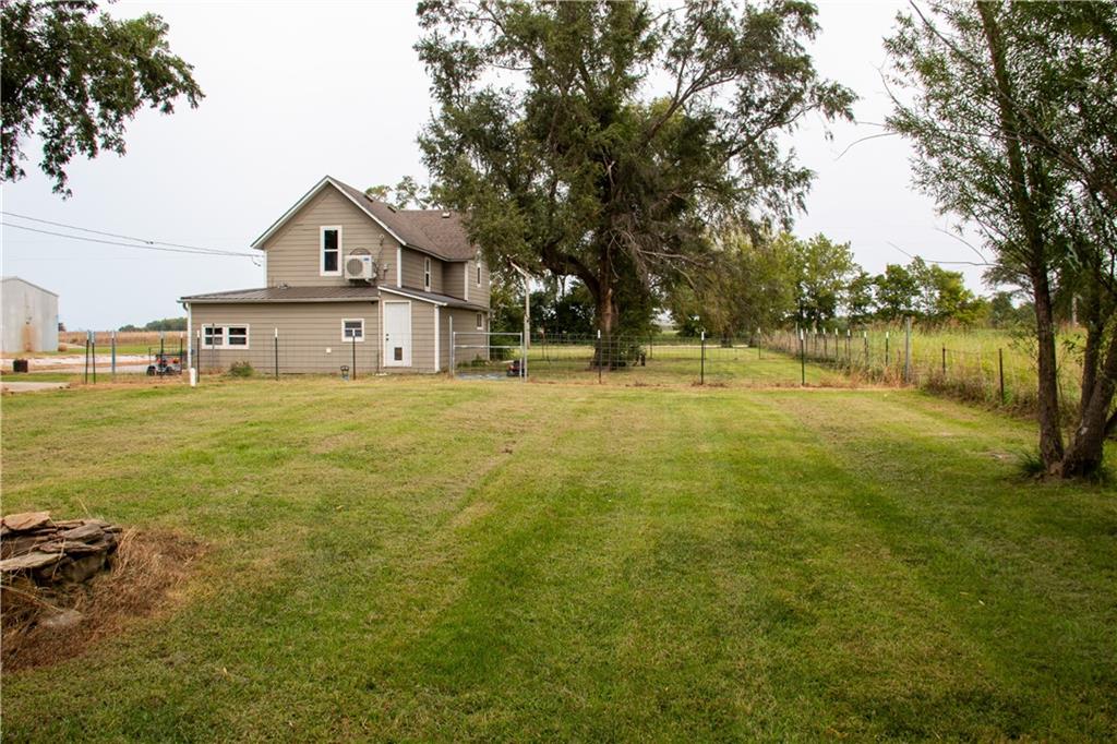 23371 1200 Road Thayer, KS 66776 - Photo 30 of 35