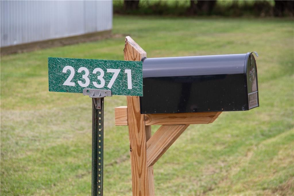 23371 1200 Road Thayer, KS 66776 - Photo 33 of 35