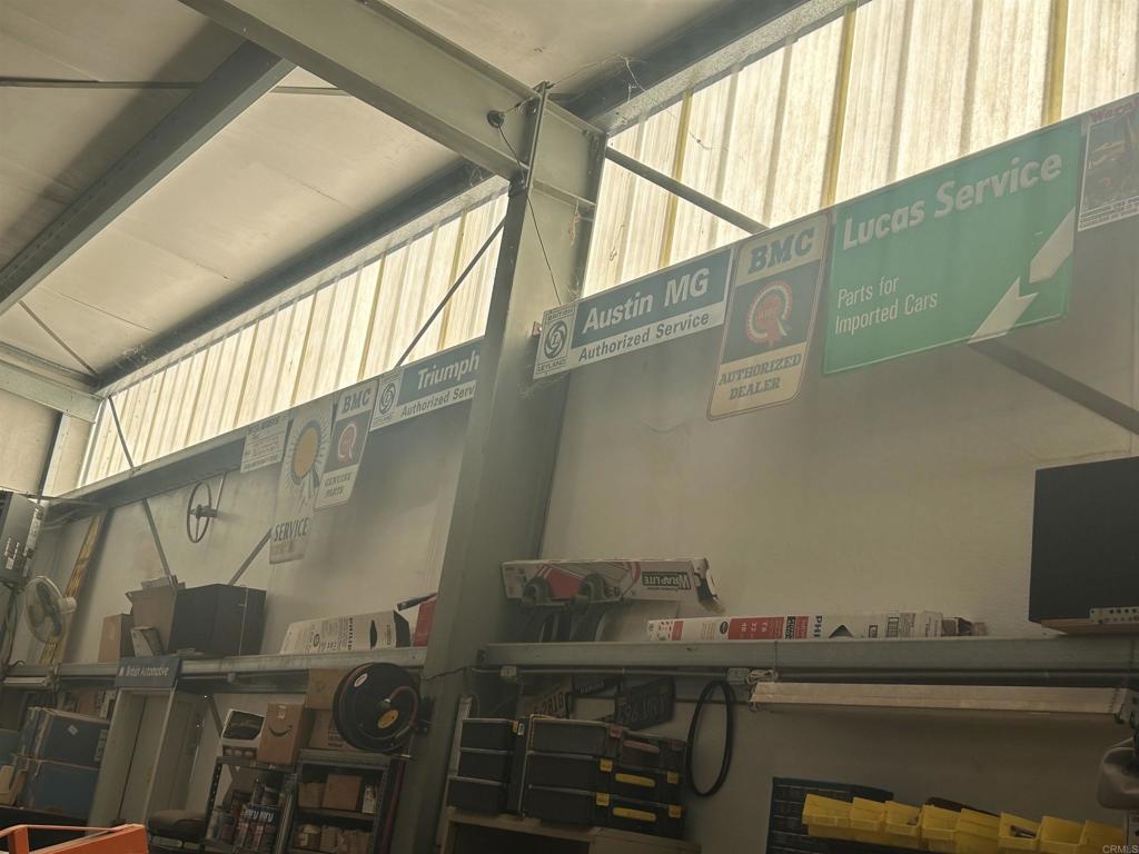 35860 Old Saddle Road Ranchita, CA 92066 - Photo 11 of 14 a close view of a car sink