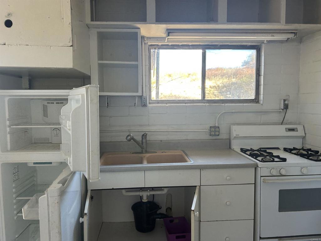 35860 Old Saddle Road Ranchita, CA 92066 - Photo 5 of 14 a kitchen with a sink and a window