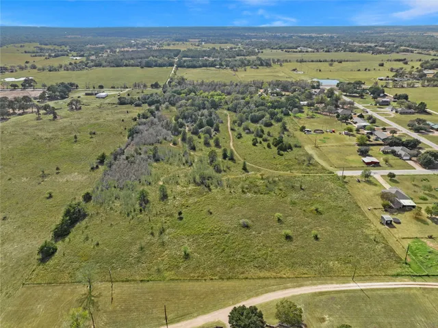 a view of an outdoor space
