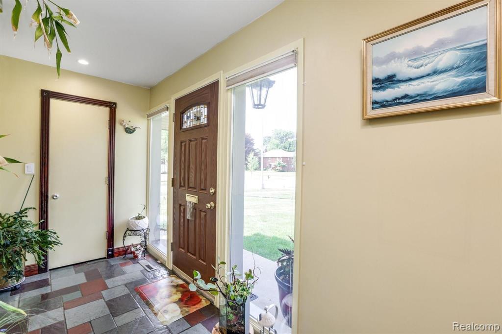 600 Middlesex Road Grosse Pointe Park, MI 48230 - Photo 13 of 44