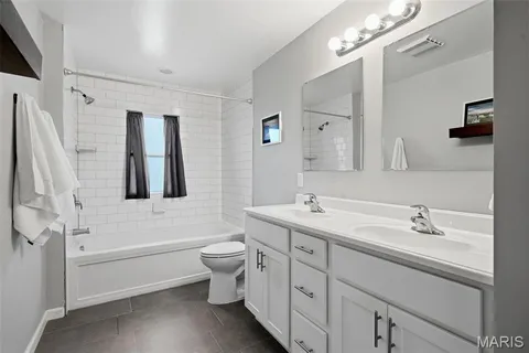 $498,000 | 451 Linum Lane, Webster Groves, MO 63119