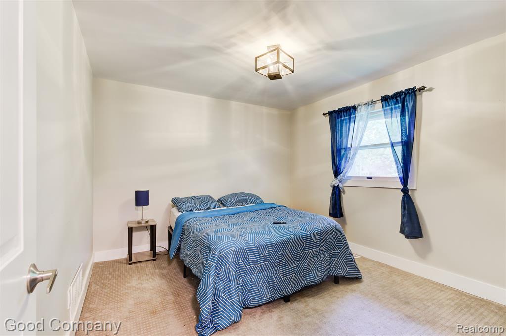 3119 South Adams Road Rochester Hills, MI 48309 - Photo 19 of 34