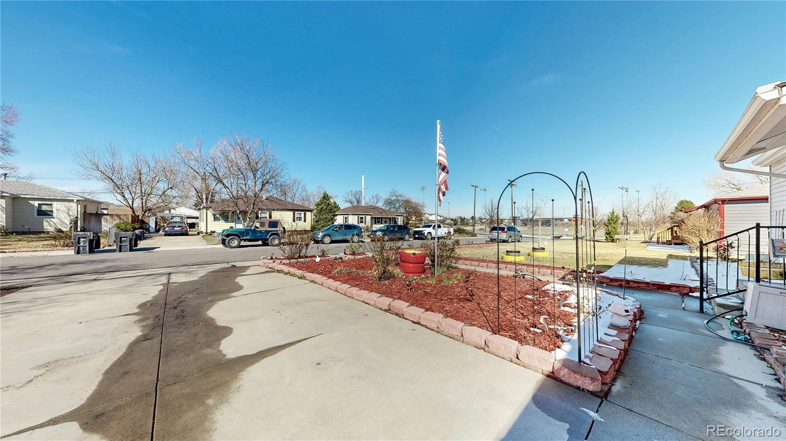 1960 Rowena Street Thornton, CO 80229 - Photo 29 of 48