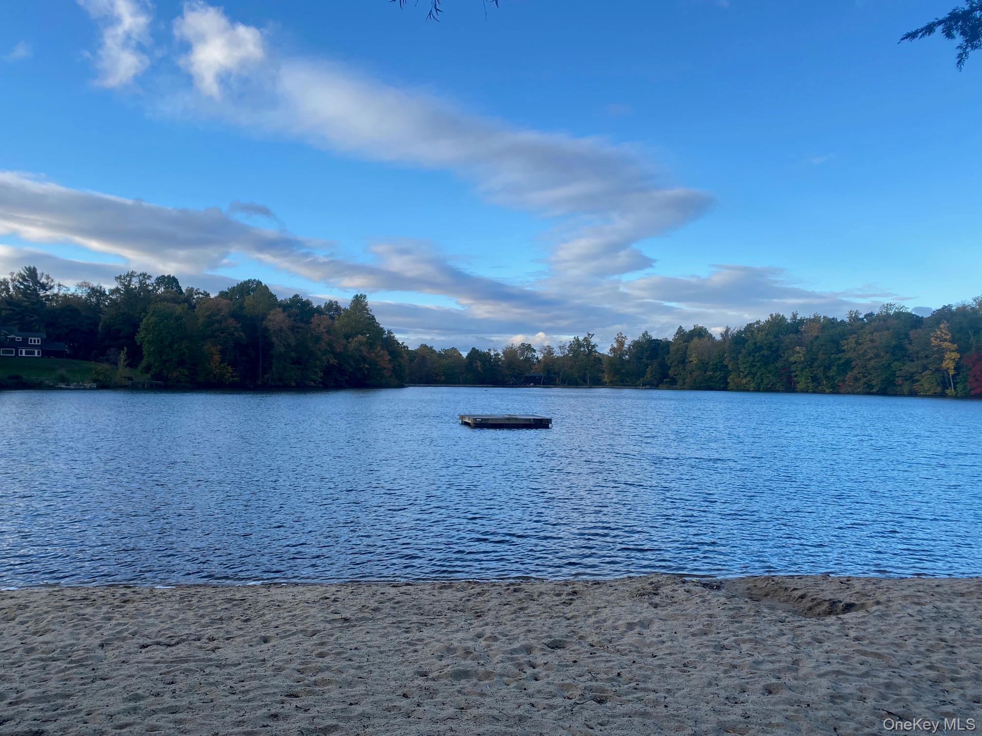 10 Lakeview Road Ossining, NY 10562 - Photo 1 of 40 Private beach