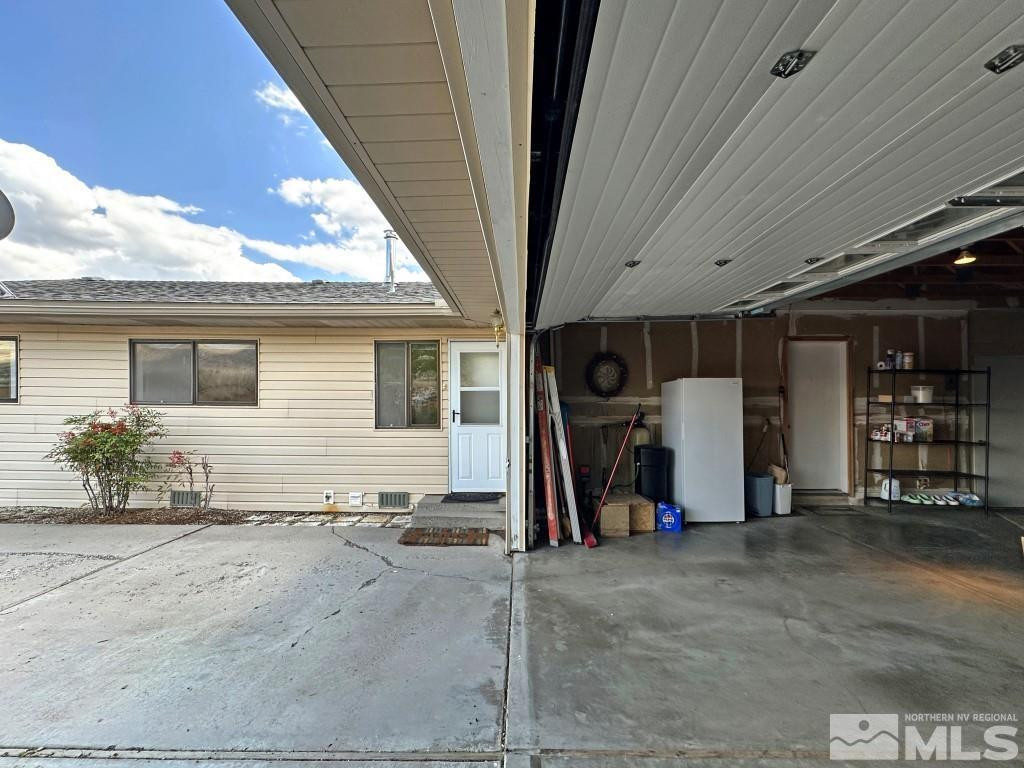 20595 Cooke Drive Reno, NV 89521 - Photo 26 of 32 a view of a room with gym equipment
