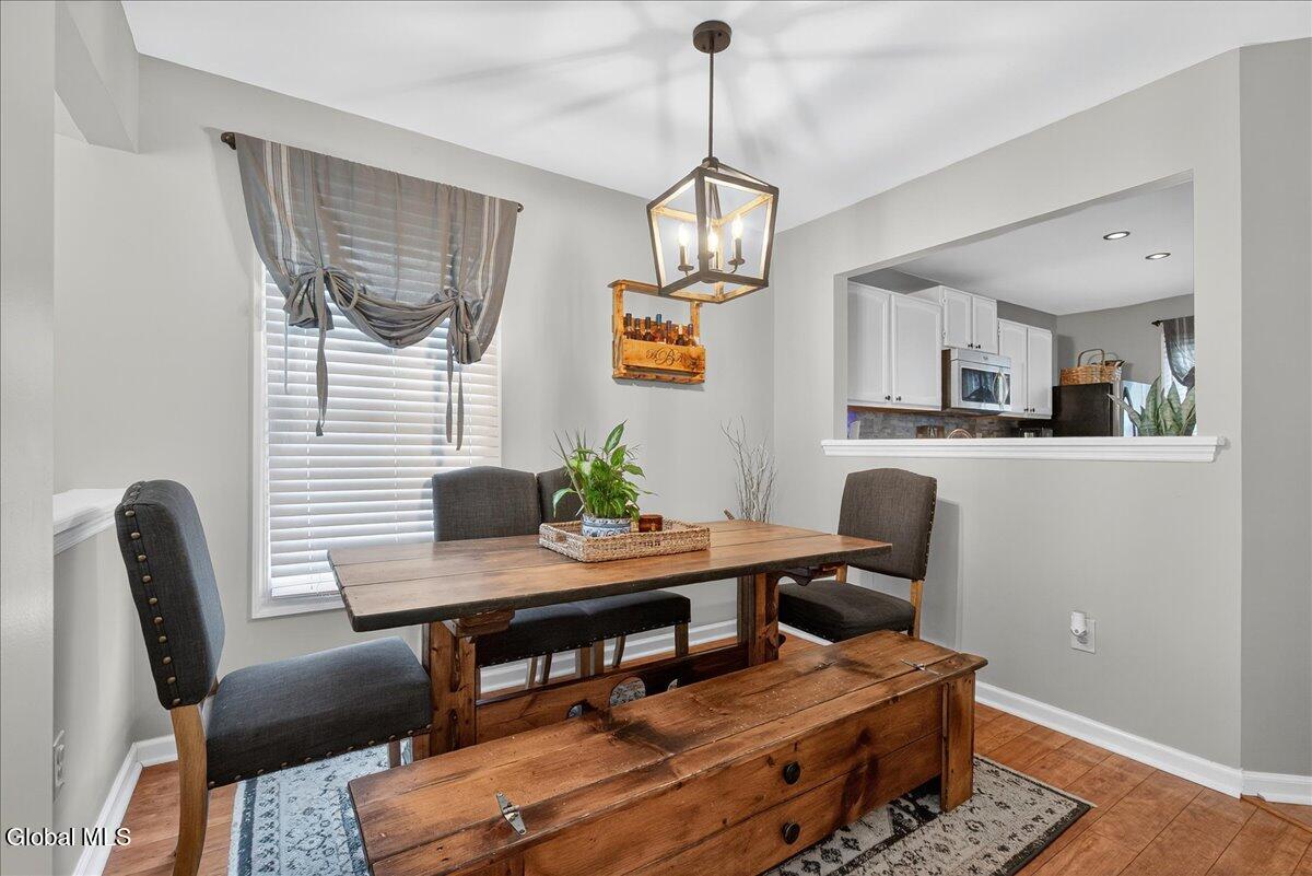 18 Cooks Court Halfmoon, NY 12188 - Photo 3 of 34 08-18 Cooks Ct-8