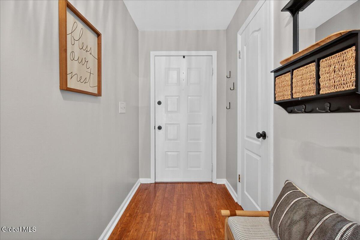 18 Cooks Court Halfmoon, NY 12188 - Photo 6 of 34 01-18 Cooks Ct-1