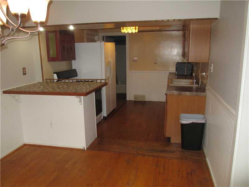240 3rd Butler, PA 16001 - Photo 3 of 11 Kitchen.