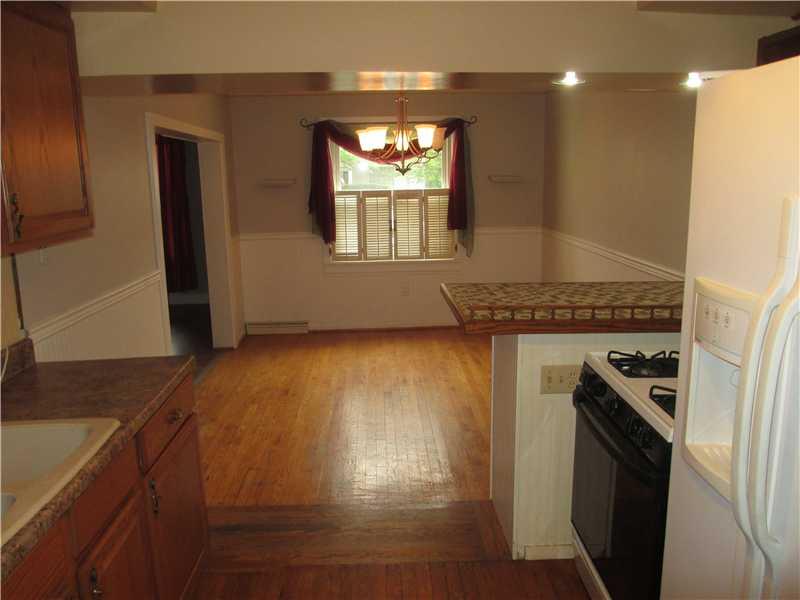 240 3rd Butler, PA 16001 - Photo 4 of 11 Kitchen.