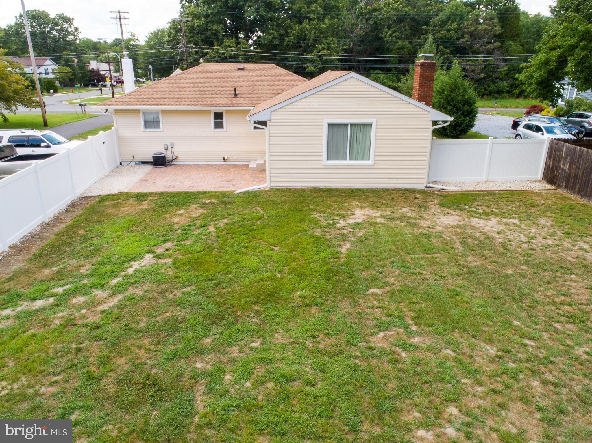 256 Cross Keys Road Berlin, NJ 08009 - Photo 11 of 24