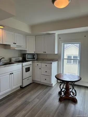 $1,650 | 17 West Street, Unit 2, Warwick, NY 10990