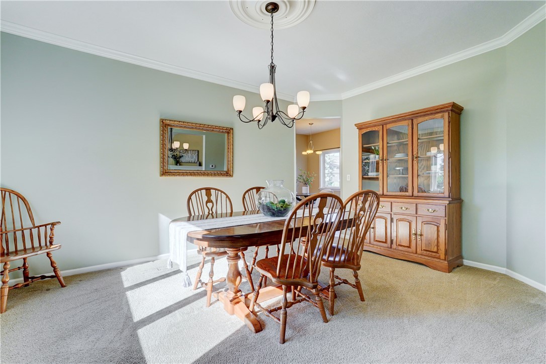 27 Spruce Ridge Perinton, NY 14450 - Photo 6 of 28 Gallery Image 6