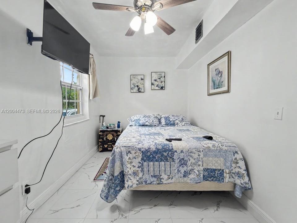 3554 Southwest 26th Street Miami, FL 33133 - Photo 13 of 25