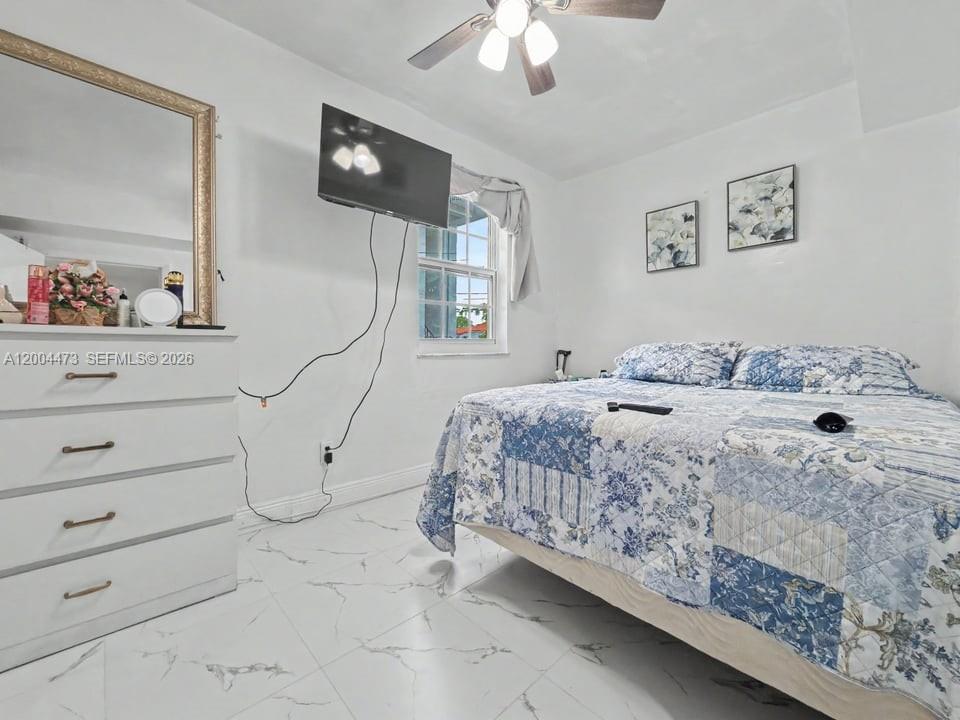 3554 Southwest 26th Street Miami, FL 33133 - Photo 14 of 25