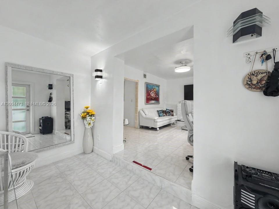 3554 Southwest 26th Street Miami, FL 33133 - Photo 3 of 25