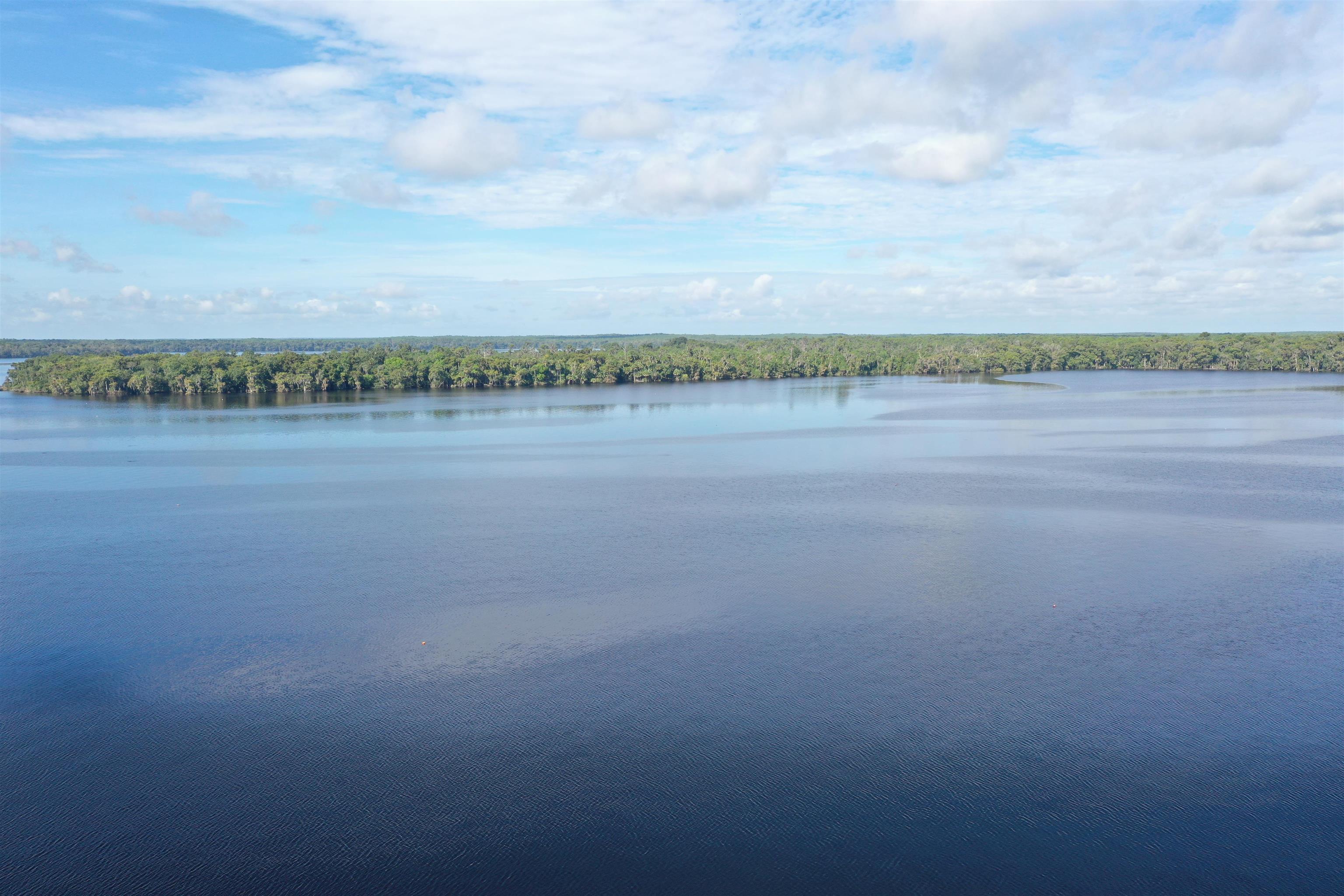 Wooten Rd Crescent Crescent City, FL 32112 - Photo 6 of 25 a view of an lake and a mountain