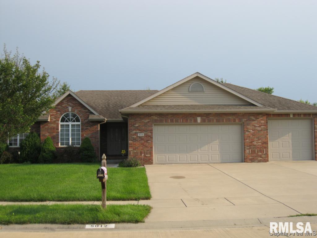 5012 Manhattan Drive Springfield, IL 62711 - Photo 1 of 30 Gallery Image 1