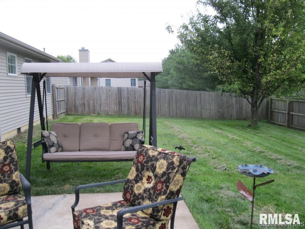 5012 Manhattan Drive Springfield, IL 62711 - Photo 29 of 30 Gallery Image 29