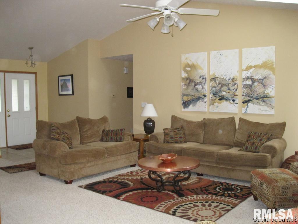 5012 Manhattan Drive Springfield, IL 62711 - Photo 3 of 30 Gallery Image 3