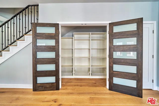 $5,400 | 1226 Meadowbrook Avenue, Los Angeles, CA 90019