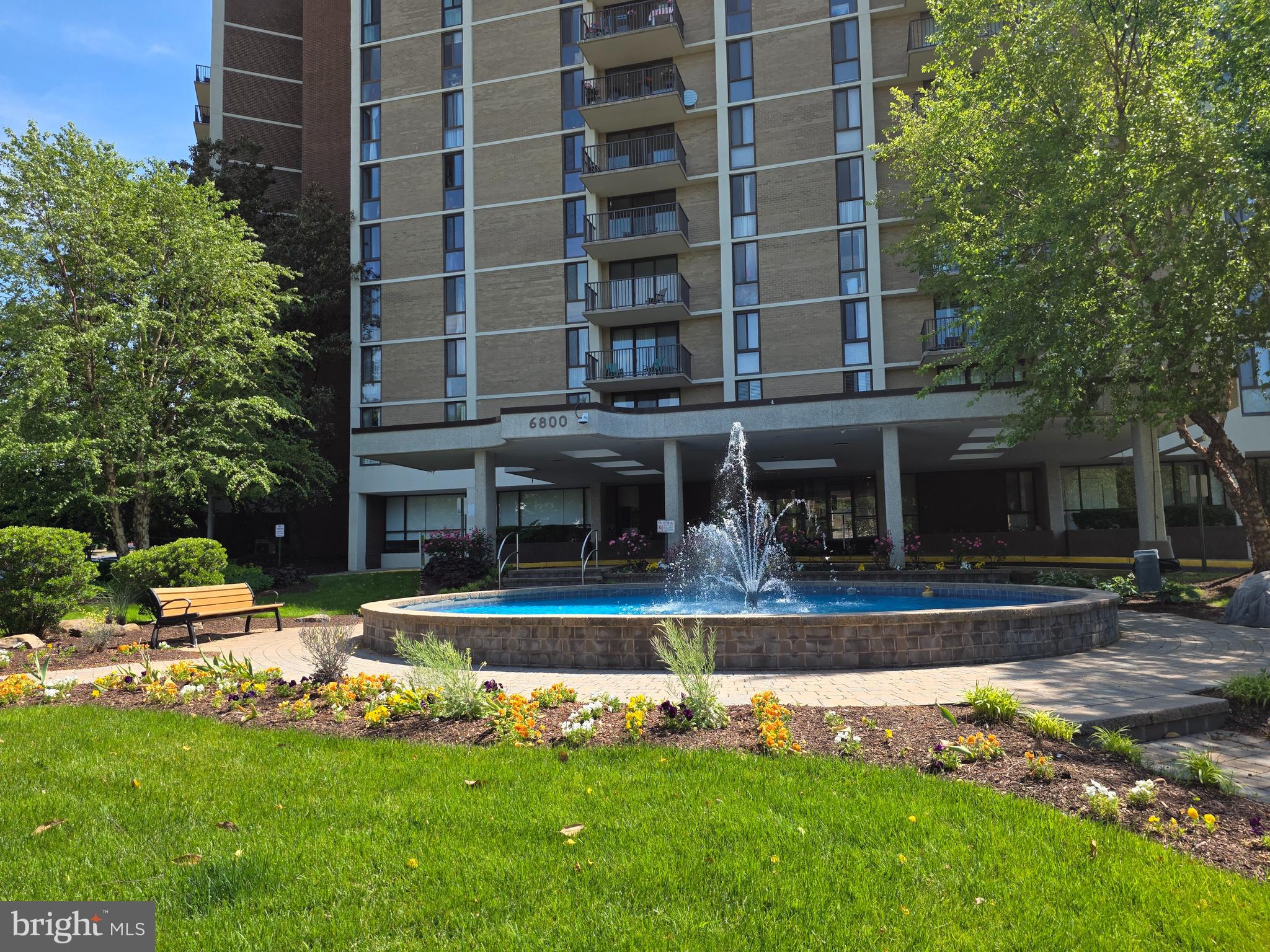 6800 Fleetwood Road, Unit 601 McLean, VA 22101 - Photo 3 of 52