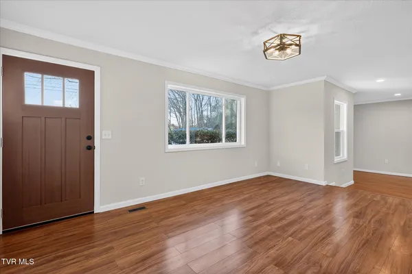 $329,000 | 106 Salem Drive, Gray, TN 37615