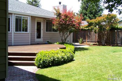 746 McClay Road Novato, CA 94947 - Photo 4 of 12 a view of a house with a yard