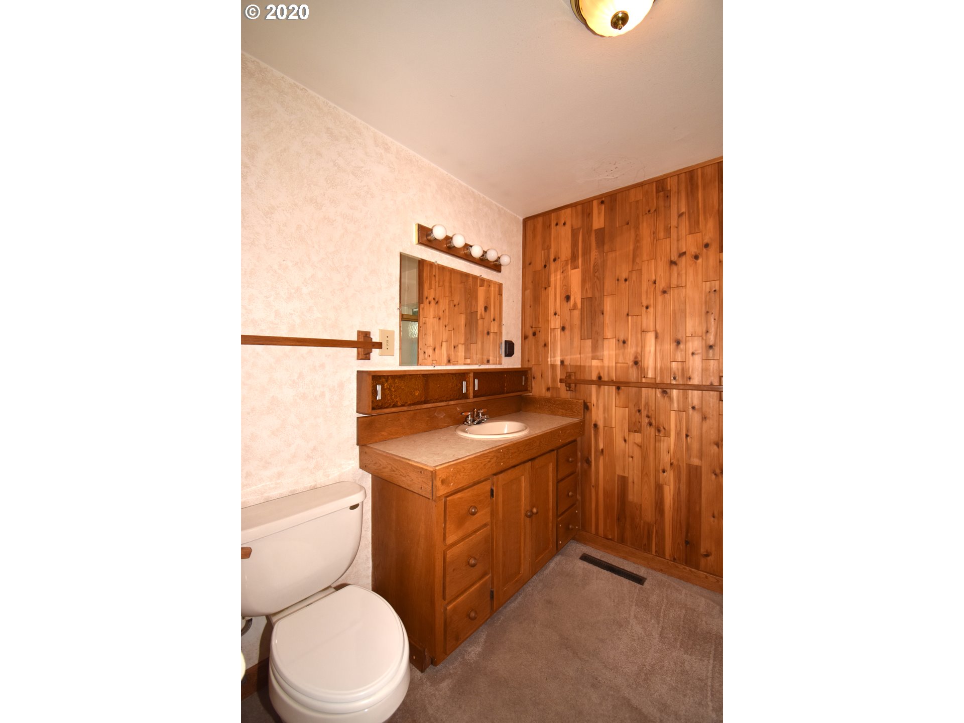 11200 Northwest Reeves Street Portland, OR 97229 - Photo 9 of 32 Gallery Image 9