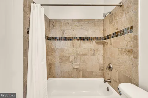 $389,000 | 5040 1st Street Northwest, Unit 401, Washington, DC 20011