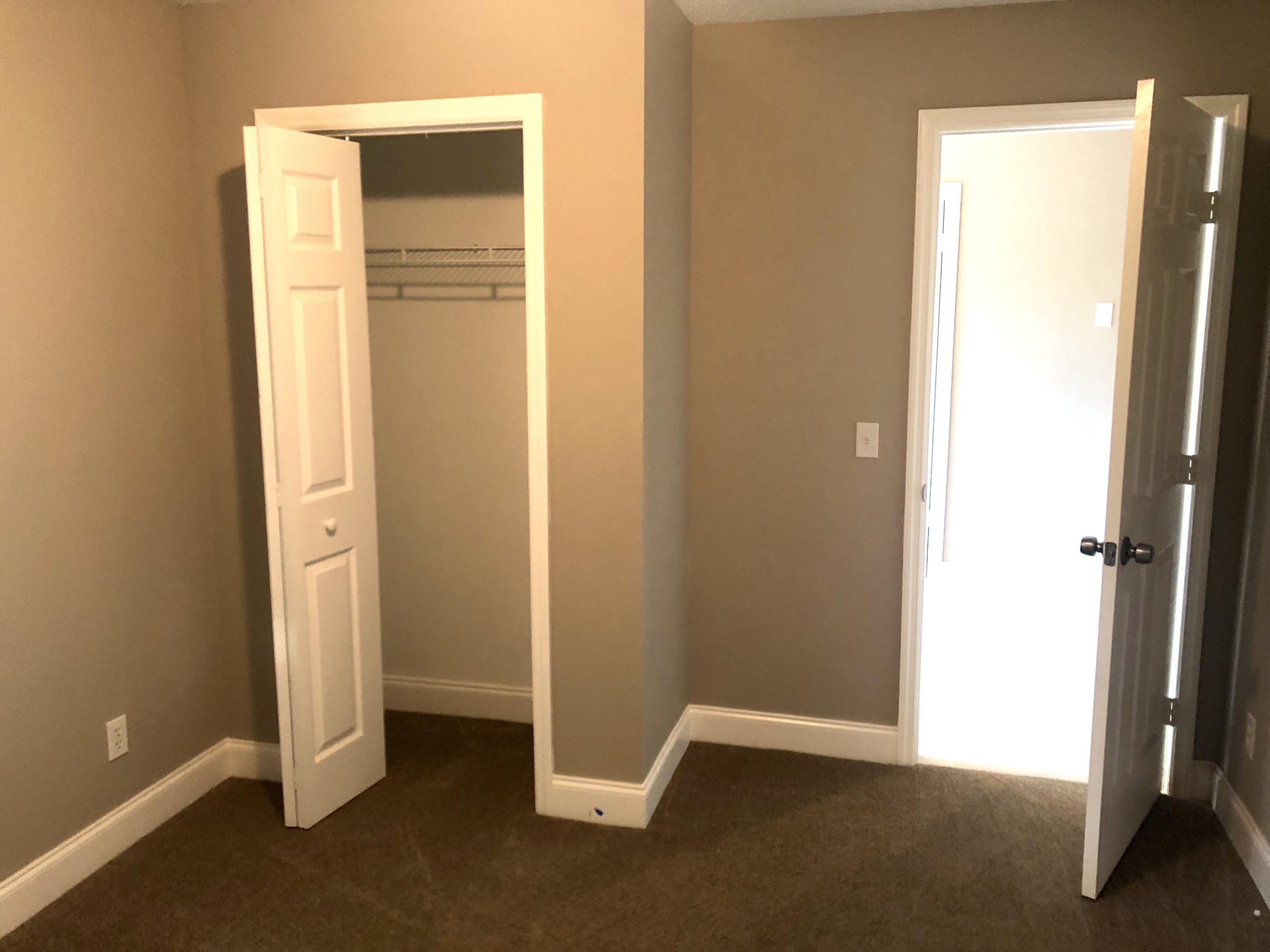 253 Southeast Norfolk Boulevard Stuart, FL 34997 - Photo 10 of 16 a view of an empty room