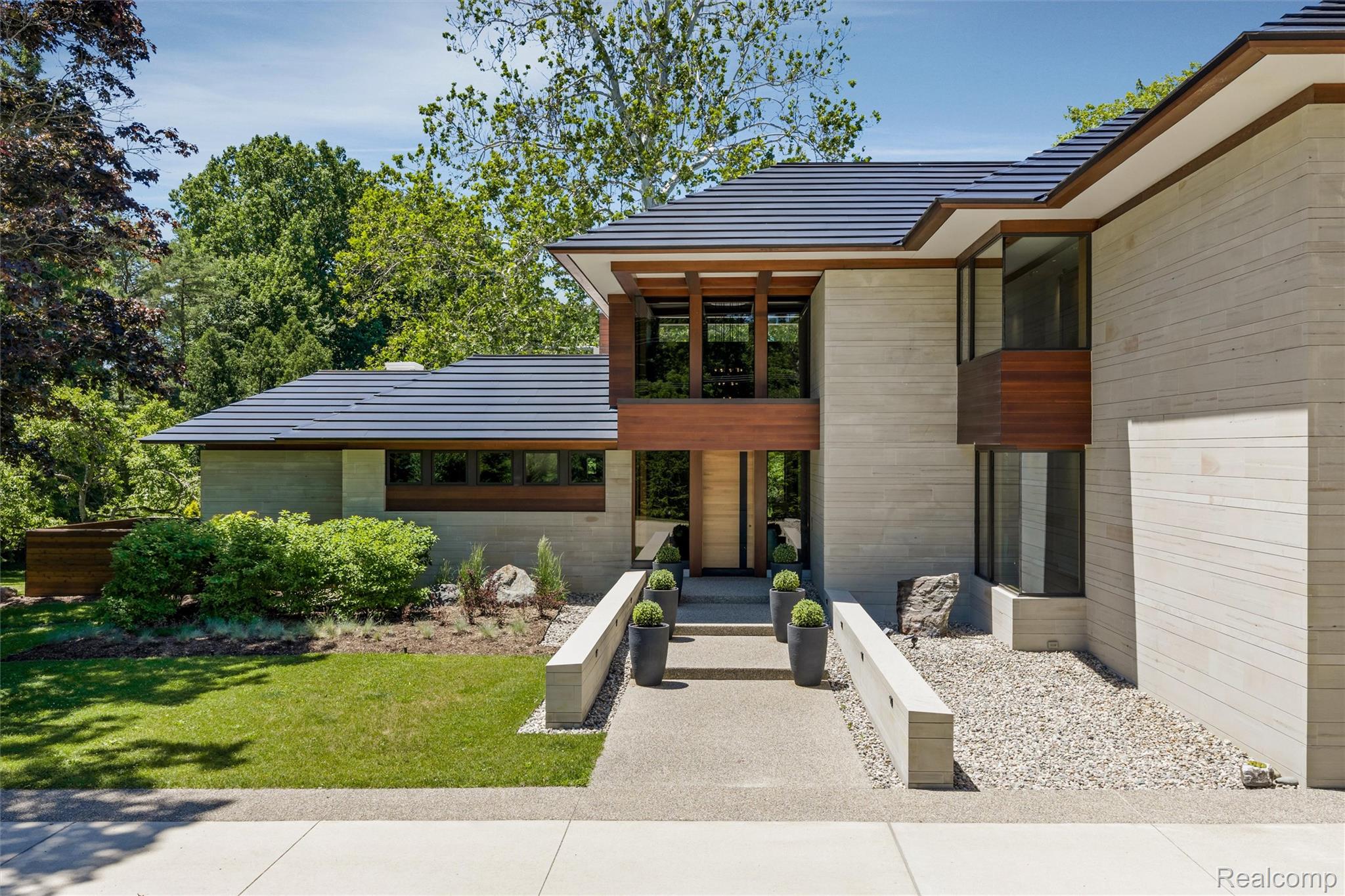 2700 Squirrel Road Bloomfield Hills, MI 48304 - Photo 72 of 83 092-2700 Squirrel Rd 0090.jpg