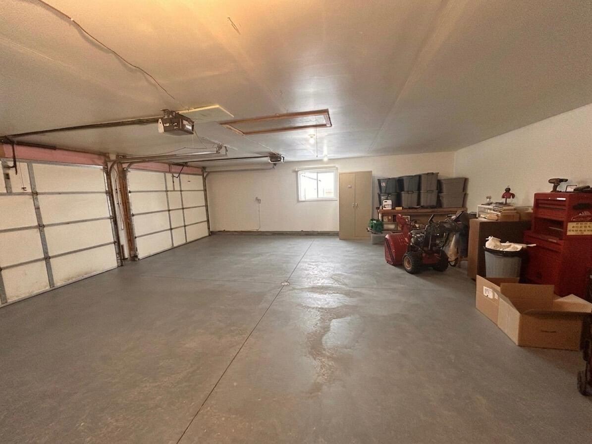 305 Cedar Street Cheboygan, MI 49721 - Photo 4 of 46 Garage