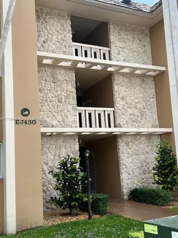 $358,000 | 7430 Miami Lakes Drive, Unit E110, Miami Lakes, FL 33014