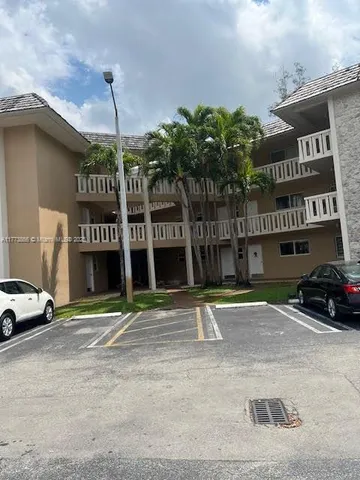 $358,000 | 7430 Miami Lakes Drive, Unit E110, Miami Lakes, FL 33014