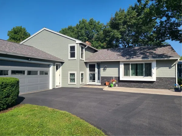 $385,000 | 6156 County Road 41, Farmington, NY 14425
