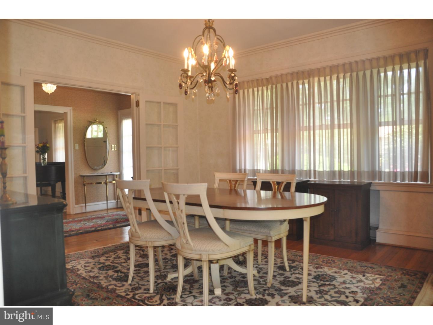 19 Llandaff Road Havertown, PA 19083 - Photo 9 of 24