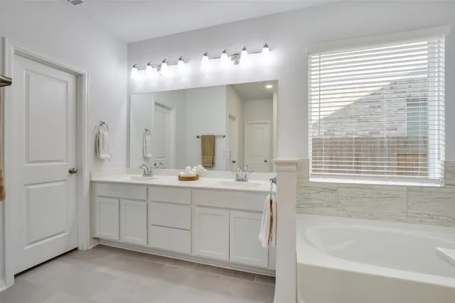 $460,000 | 605 Oleander Loop, Buda, TX 78610