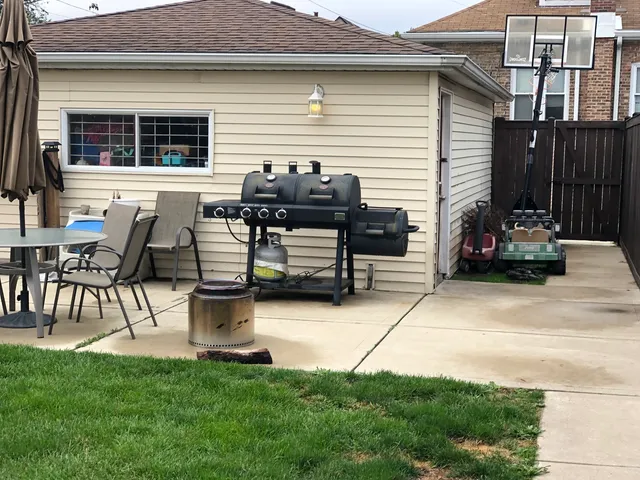 a view of outdoor space yard and patio