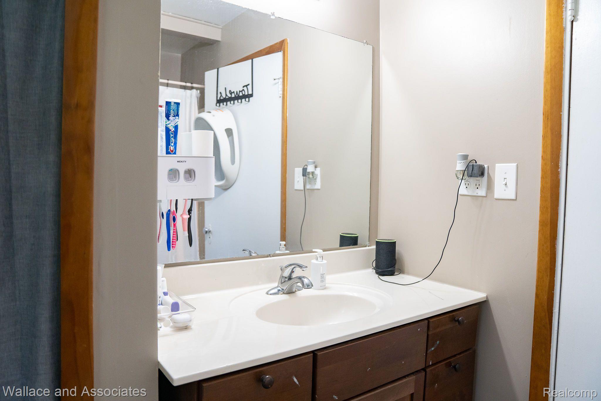 7101 Gardner Line Road Lexington, MI 48450 - Photo 13 of 35 Gallery Image 13