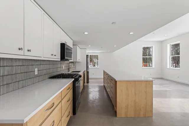 $995,000 | 24 Mattie Lane, Durham, ME 04222