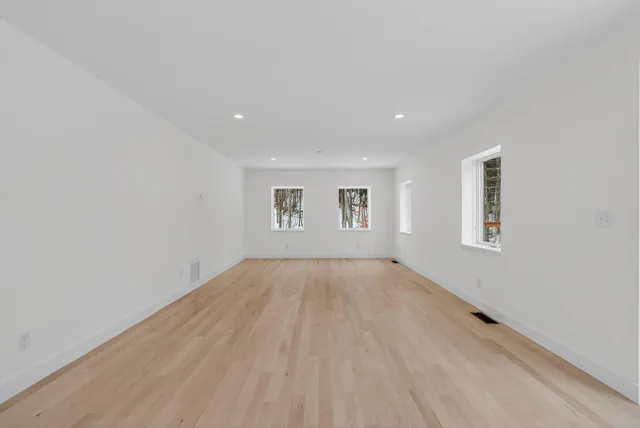 $995,000 | 24 Mattie Lane, Durham, ME 04222